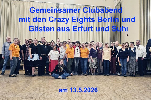 gro&szlig;es Bild Treffen mit Crazy Eight